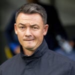 Emmanuel Dennis er igen en del af Brøndby-truppen, hvor den 28-årige nigerianer har fået mulighed for at vise sig frem for cheftræner Thomas Nørgaard.
