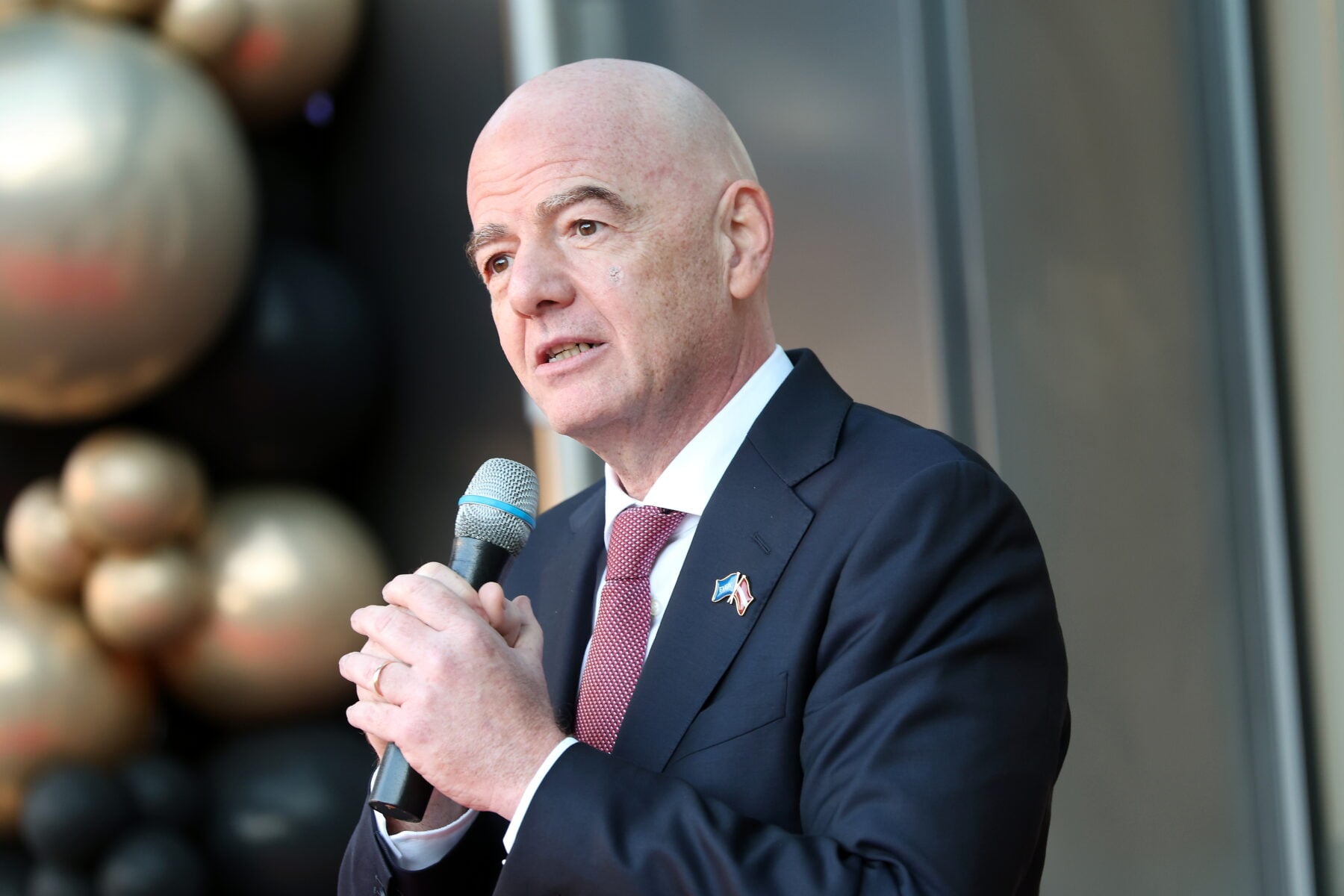 Schweiz har trukket sin støtte til Gianni Infantino som FIFA-præsident, hvorfor moderlandet sender samme signal som Frankrig og Italien.