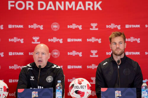 Danmark møder Portugal klokken 20.45 i aften i Nations League, og Brian Riemer har valgt at ændre på tre pladser i startopstillingen.