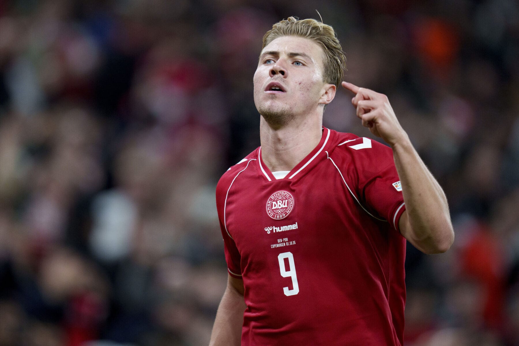 Rasmus Højlund trækker store overskrifter.