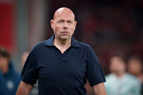 Landstræner Brian Riemer peger på den defensive linje, som det største problem. Det fortæller han efter 4-2-nederlaget til Portugal i Nations League.