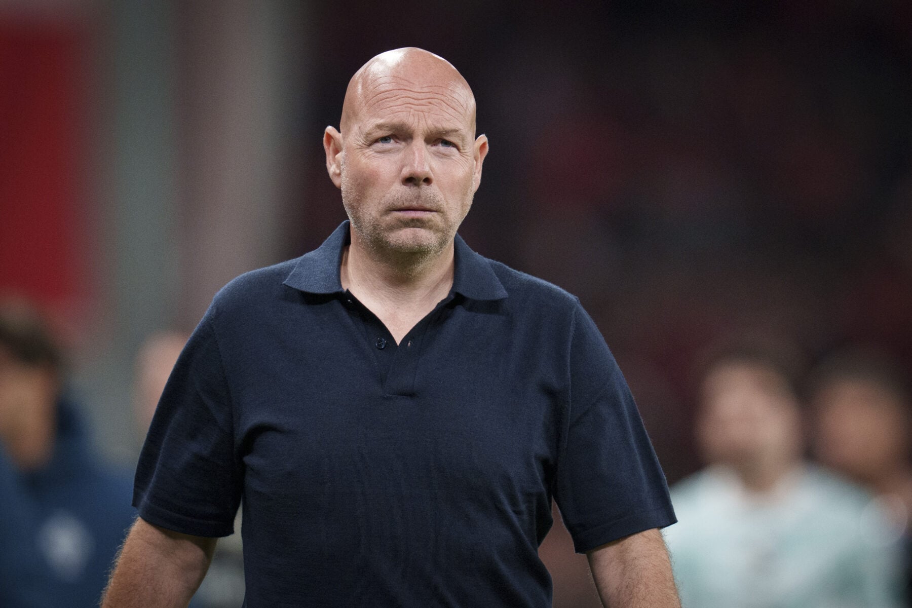 Landstræner Brian Riemer peger på den defensive linje, som det største problem. Det fortæller han efter 4-2-nederlaget til Portugal i Nations League.