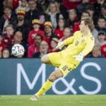 Brian Riemer nærmer sig en afgørelse om, hvem der skal vogte det danske mål fremover, hvor kampen står mellem Filip Jørgensen og Mads Hermansen.