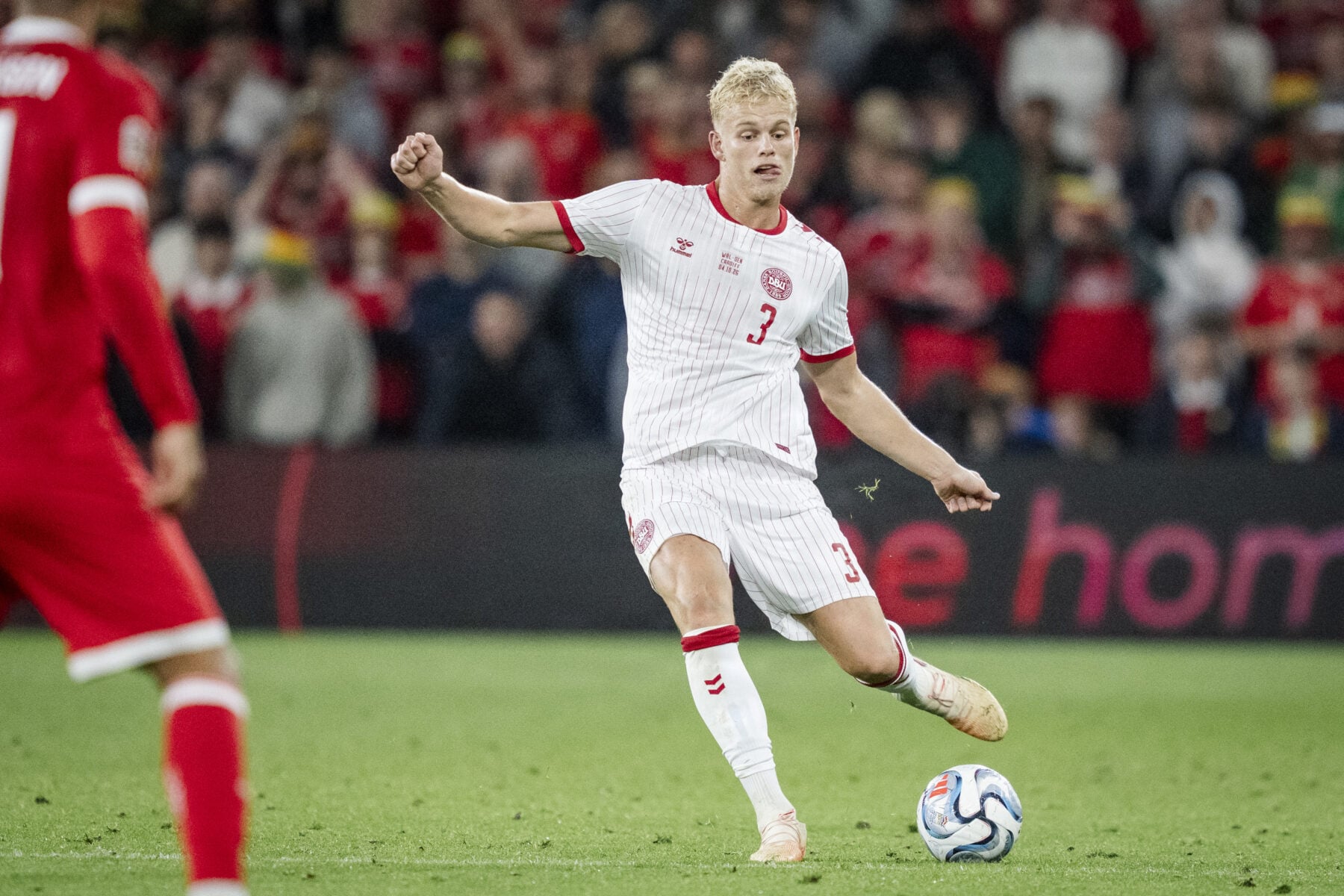 Danmark er millimeter fra at have sikret sig mindst tredjepladsen i Nations League-gruppen efter 1-0-sejren over Wales i Cardiff.
