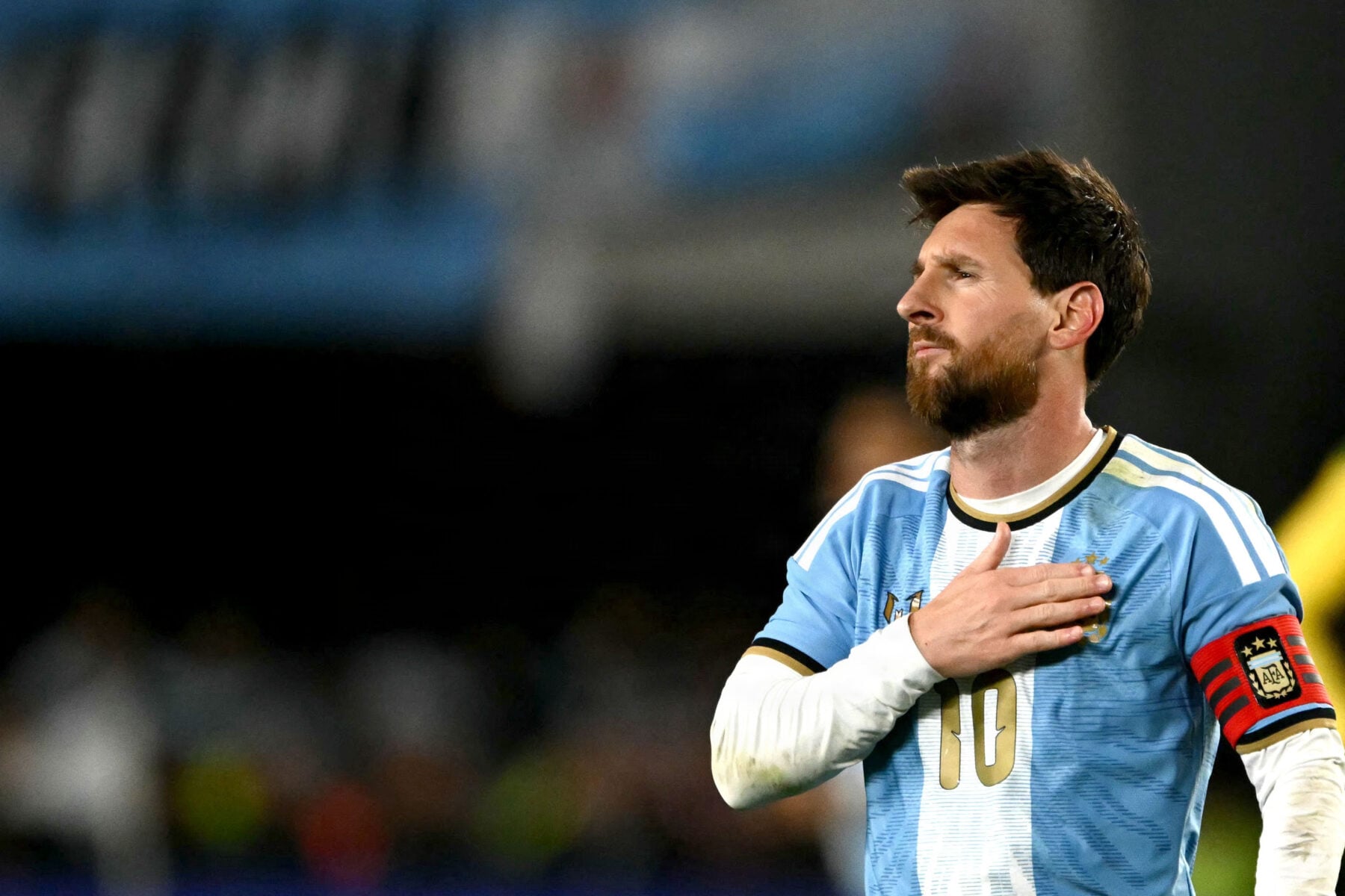 Lionel Messi sluttede sin imponerende landsholdskarriere på præcis den måde, som mange argentinske fans havde drømt om.