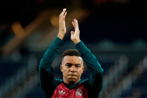 Kylian Mbappé kræver angiveligt 447 millioner kroner om året efter skat for at forlænge sin kontrakt med Real Madrid.
