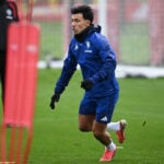Jamie Carragher går hårdt til Lisandro Martínez, efter at Manchester United-forsvareren offentligt kritiserede klubbens ledelse.