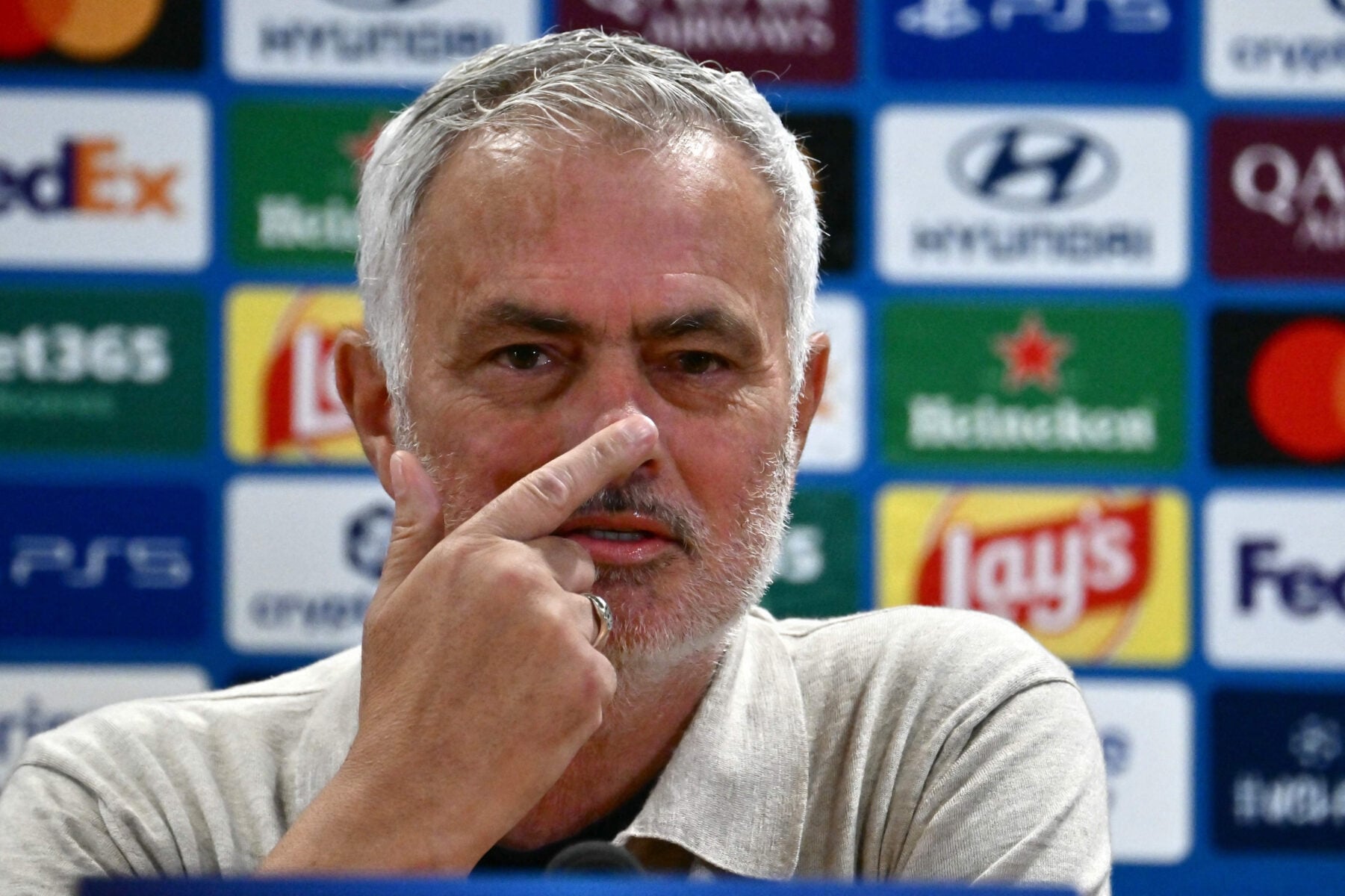 Bernardo Silva er gledet helt ud i kulden hos Real Madrid, hvor José Mourinho kun har givet portugiseren otte minutters spilletid siden den 12. september.