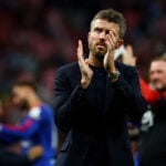 Antonio Conte drømmer angiveligt om at blive Manchester Uniteds næste manager, mens presset på Michael Carrick vokser.
