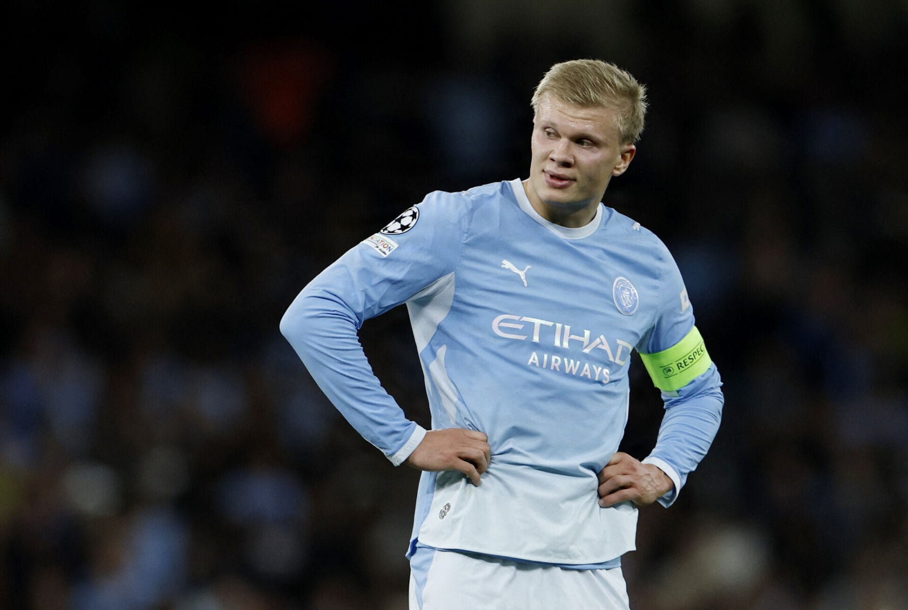Erling Haaland haltede fra banen.