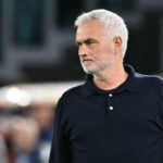 José Mourinho retter en sønderlemmende kritik mod de spanske fodboldmyndigheder efter karantænedommen til Vinícius Júnior.