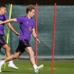 Manchester United kan være klar til at genoplive jagten på Frenkie de Jong, som angiveligt kan forlade FC Barcelona allerede i januar.