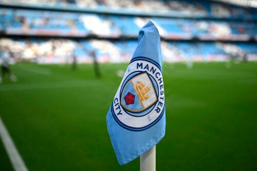 Snart kommer straffen til Manchester City.