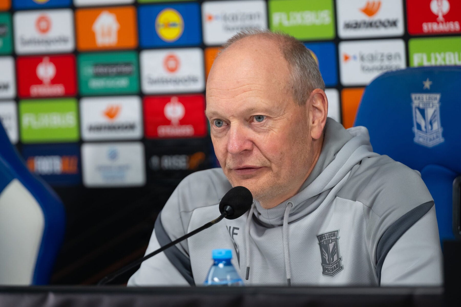 Niels Frederiksen er røget ud.