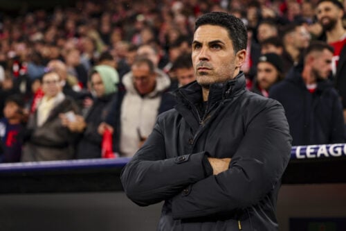 Real Madrid drømmer fortsat om, at hente Riccardo Calafiori i Arsenal. Klubben er tidligere blevet afvist prompte, men nu forsøger de igen.