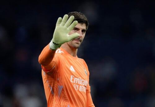 Thibaut Courtois forlænger.
