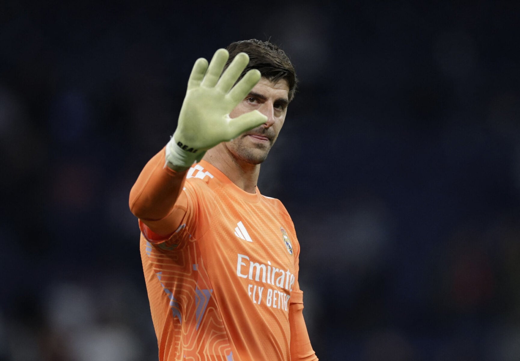 Thibaut Courtois forlænger.