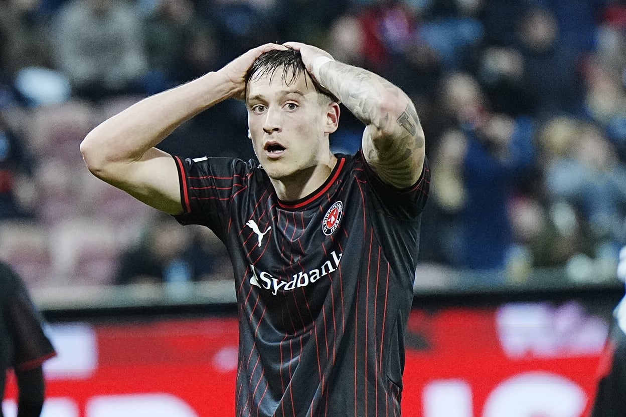 FC Midtjylland kan have fået endnu et skadesproblem, da Pedro Bravo måtte udgå i pausen mod Sint-Truidense torsdag aften.