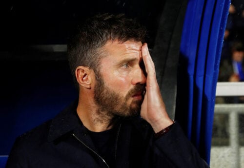 Manchester United overvejer angiveligt Eddie Howe som afløser for Michael Carrick, hvis klubben beslutter at fyre den pressede cheftræner.