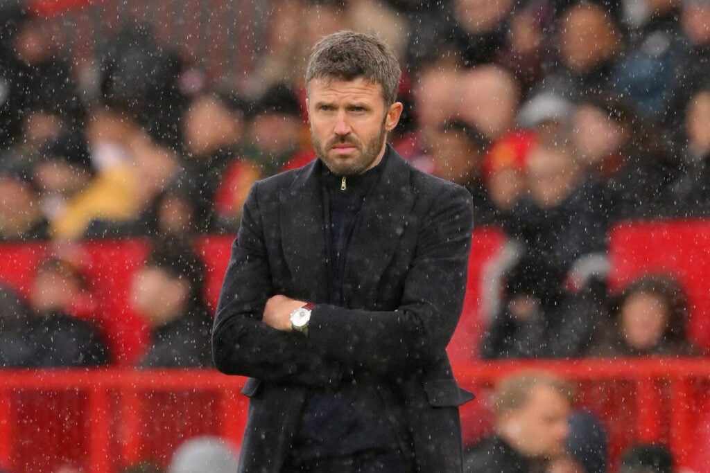 ,Michael Carrick skal fyres.