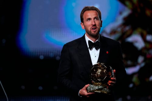Harry Kane er vinder af Ballon d’Or 2026. Bayern München-angriberen bliver den første englænder i 25 år til at løbe med hæderen.