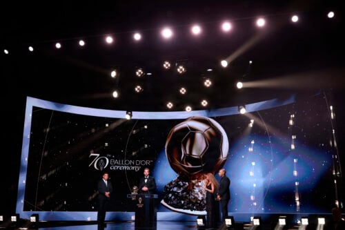 Nils Nielsen måtte se sig slået, da årets bedste kvindelige træner blev kåret ved Ballon d’Or-ceremonien mandag aften.