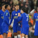 Wesley Fofana får ikke mange rosende ord med på vejen efter Chelseas exit fra Carabao Cuppen, hvor Liverpool trak det længste strå.