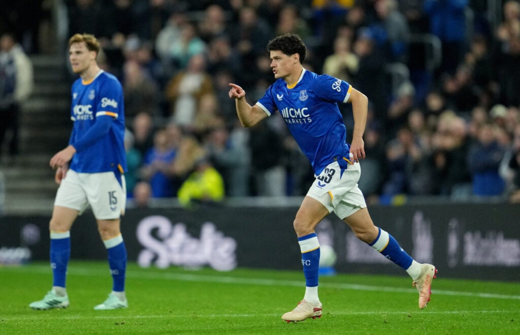 Christian Nørgaard var med til at sikre Everton en plads i kvartfinalerne af Carabao Cuppen, da Newcastle blev besejret med 3-1.