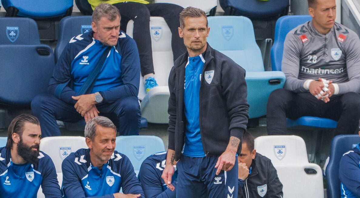 Kolding IF har valgt at stoppe samarbejdet med cheftræner Jonas Kamper. Det oplyser Betinia Liga-klubben sent tirsdag aften på sin hjemmeside.