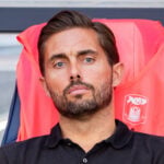 Jakob Poulsen er under gevaldigt pres.